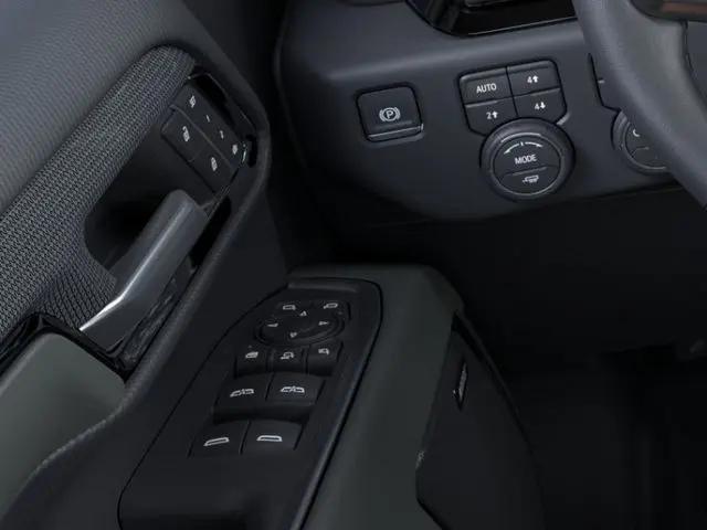 2026 Chevrolet Silverado 2500HD Crew Cab, Standard Bed, XR2, 4WD