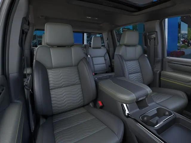 2026 Chevrolet Silverado 2500HD Crew Cab, Standard Bed, XR2, 4WD