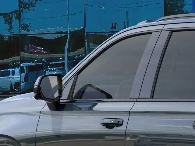 2026 Chevrolet Suburban RST, 4WD