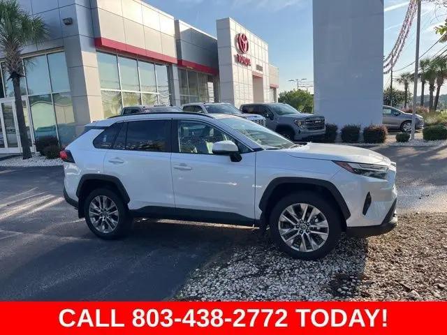 2025 Toyota RAV4 XLE Premium