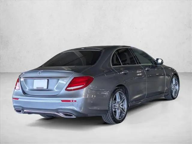 2019 Mercedes-Benz E-CLASS E 300 E 300