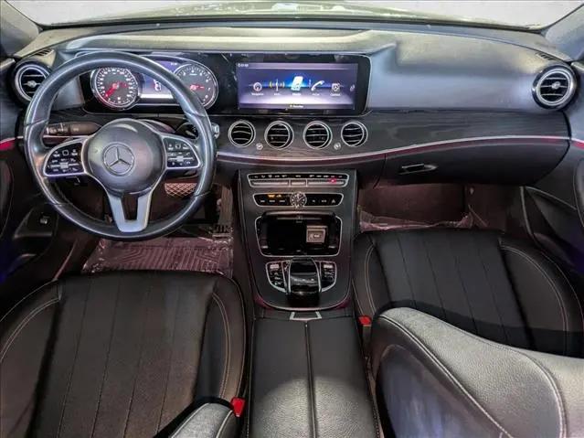 2019 Mercedes-Benz E-CLASS E 300 E 300