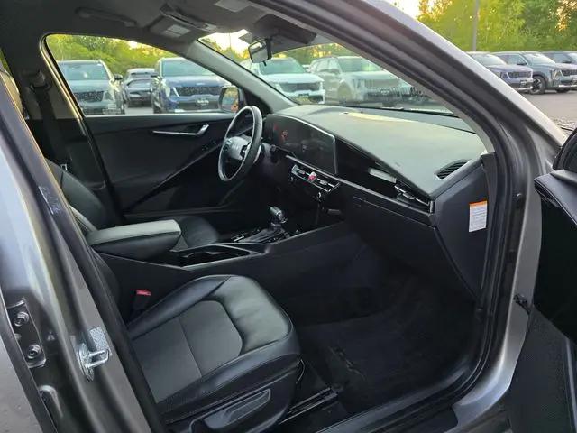 2023 Kia Niro EX