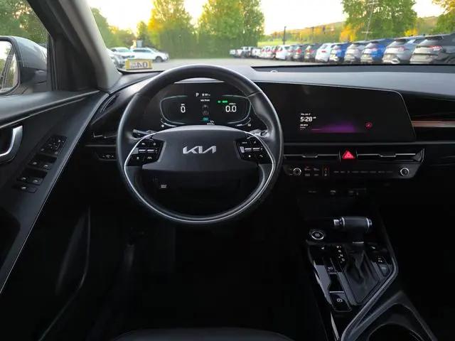 2023 Kia Niro EX