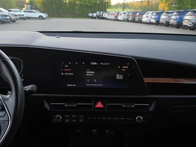 2023 Kia Niro EX