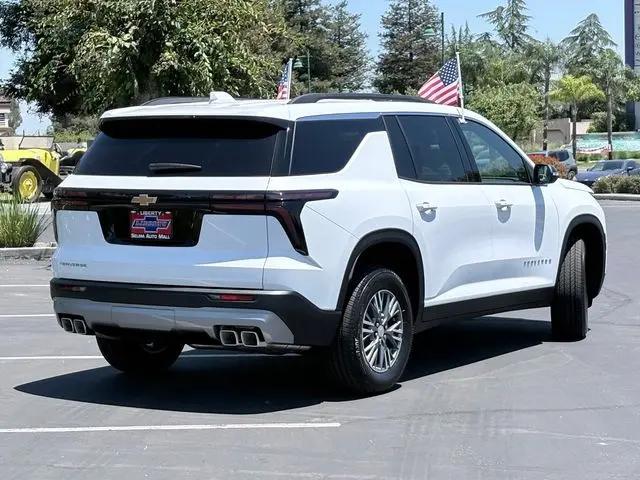 2026 Chevrolet Traverse FWD LT
