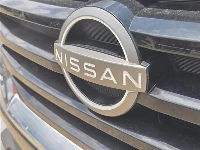 2025 Nissan Pathfinder SV FWD