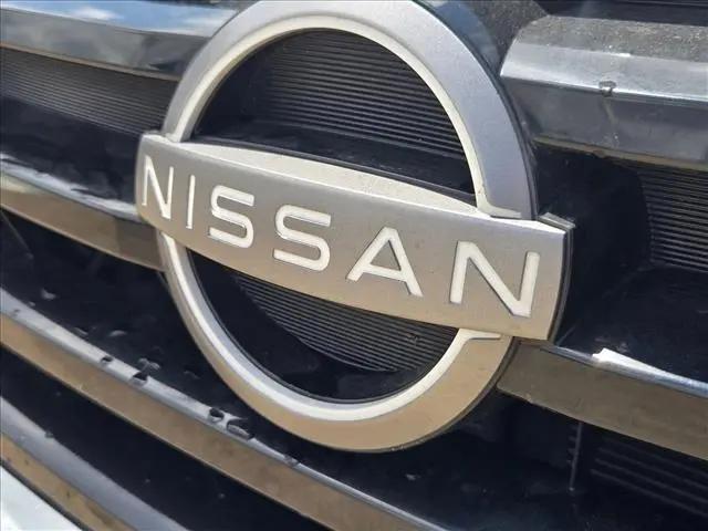 2025 Nissan Pathfinder SV FWD