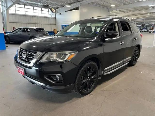 2017 Nissan Pathfinder Platinum