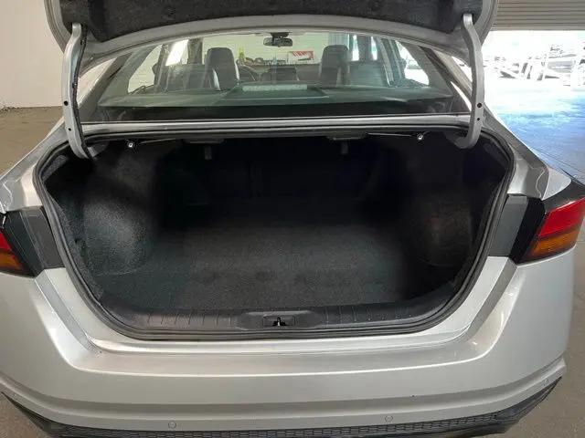 2023 Nissan Altima SR FWD