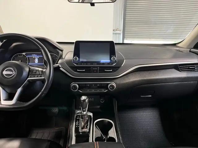 2023 Nissan Altima SR FWD