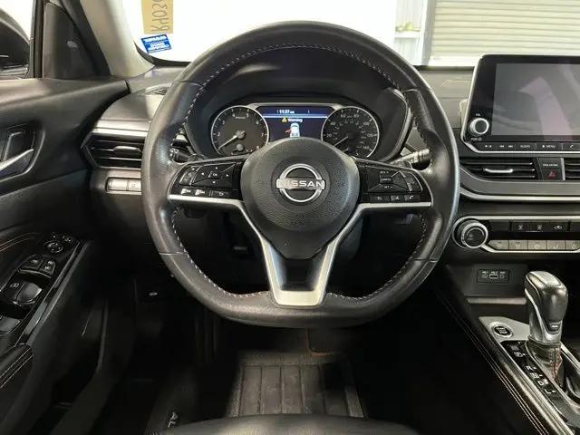 2023 Nissan Altima SR FWD