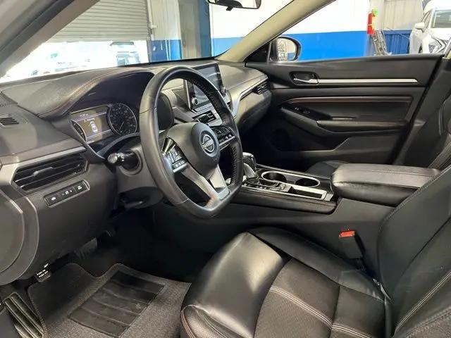 2023 Nissan Altima SR FWD