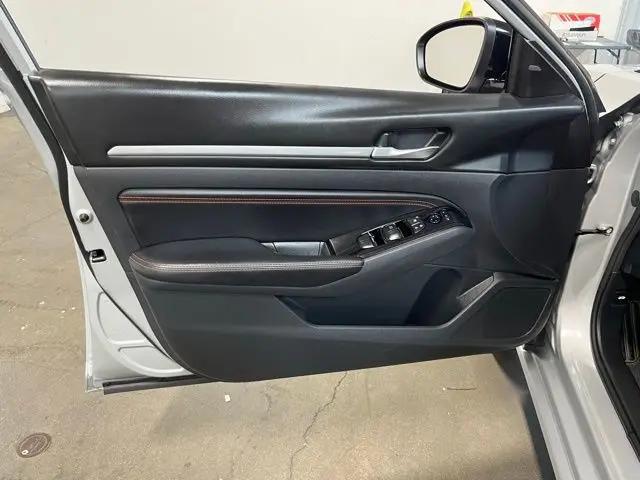 2023 Nissan Altima SR FWD