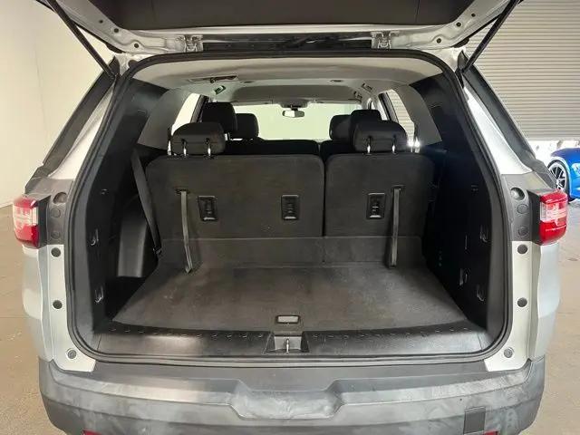 2020 Chevrolet Traverse FWD LS
