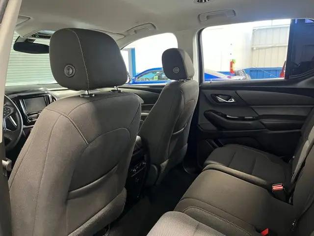 2020 Chevrolet Traverse FWD LS