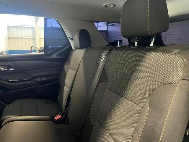 2020 Chevrolet Traverse FWD LS