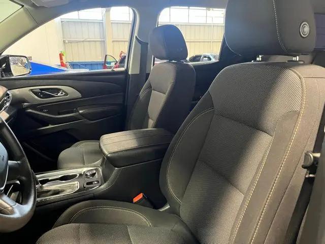 2020 Chevrolet Traverse FWD LS