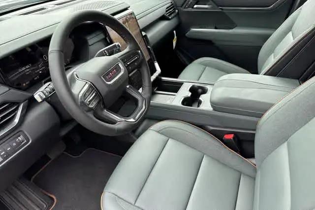 2026 GMC Acadia AT4 AWD