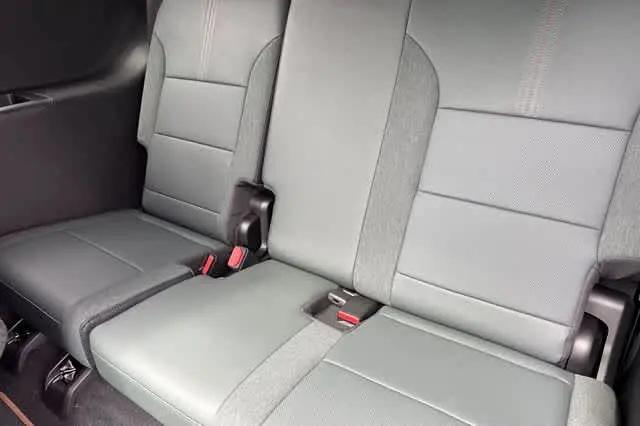 2026 GMC Acadia AT4 AWD