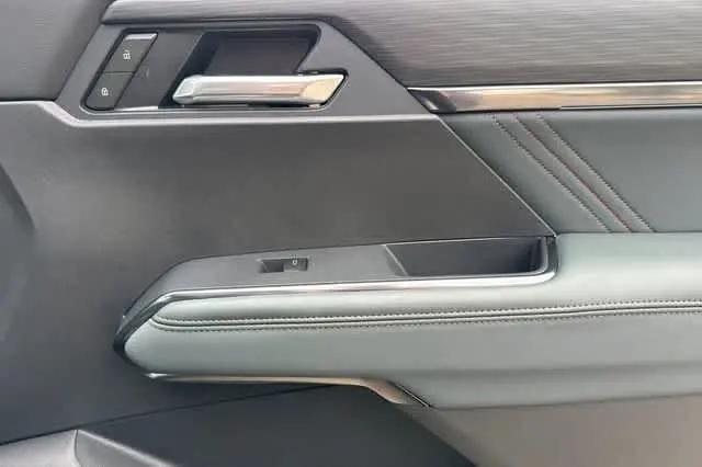 2026 GMC Acadia AT4 AWD
