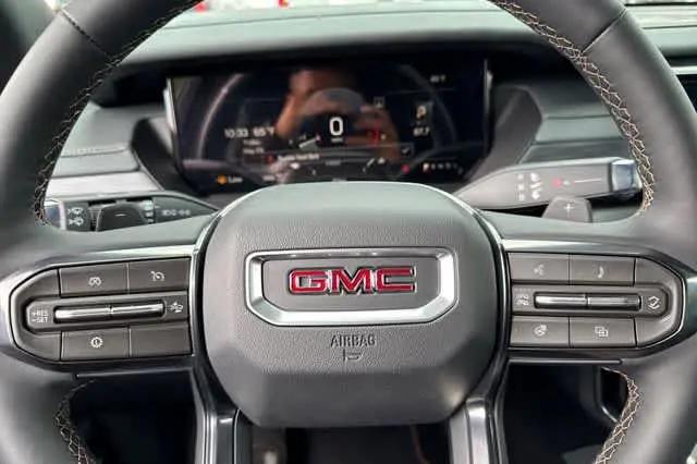 2026 GMC Acadia AT4 AWD