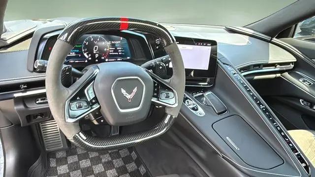 2024 Chevrolet Corvette Stingray RWD Convertible 2LT