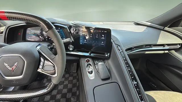 2024 Chevrolet Corvette Stingray RWD Convertible 2LT