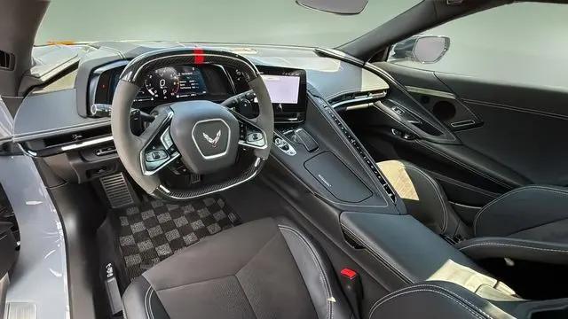 2024 Chevrolet Corvette Stingray RWD Convertible 2LT