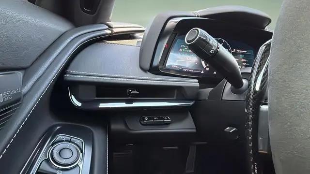 2024 Chevrolet Corvette Stingray RWD Convertible 2LT