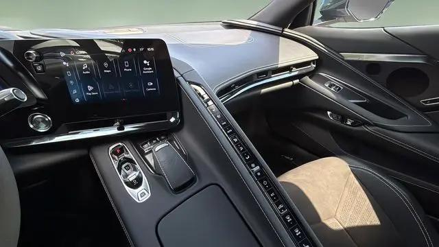 2024 Chevrolet Corvette Stingray RWD Convertible 2LT