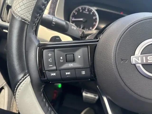 2024 Nissan Pathfinder SL 4WD
