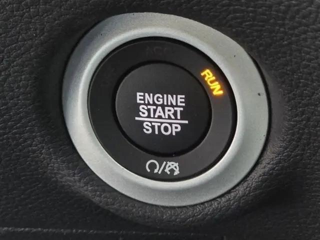 2025 Chrysler Pacifica Hybrid Premiuim S Appearance Package
