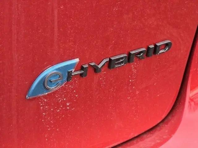 2025 Chrysler Pacifica Hybrid Premiuim S Appearance Package