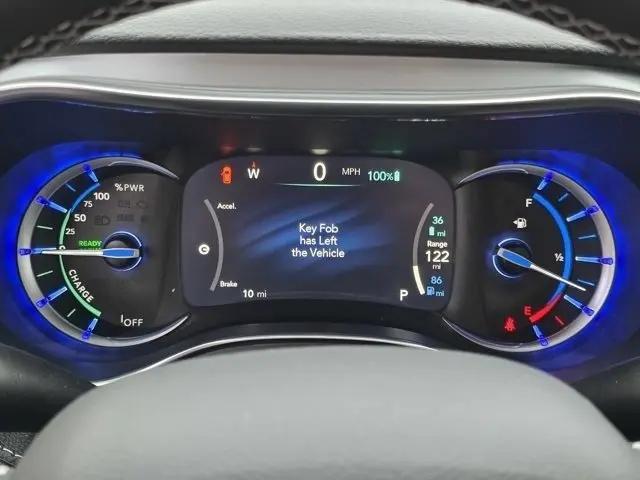 2025 Chrysler Pacifica Hybrid Premiuim S Appearance Package
