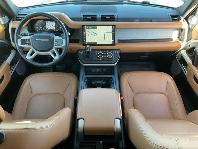 2024 Land Rover Defender 130 P400 S