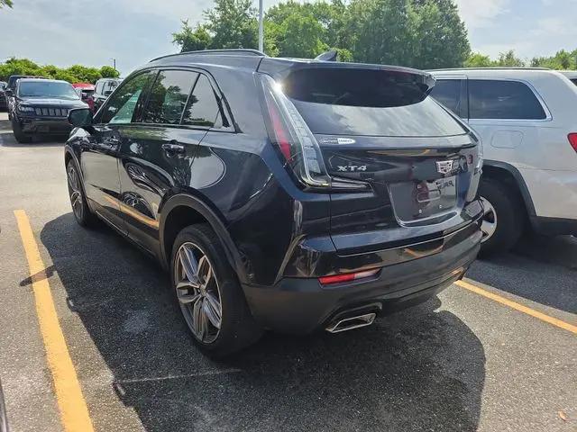 2022 Cadillac XT4 FWD Sport