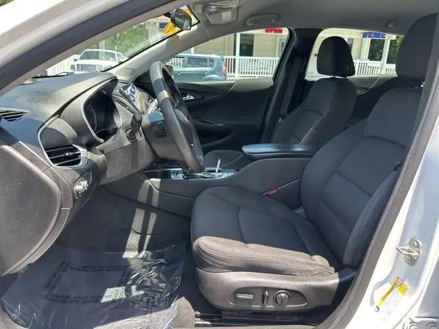 2020 Chevrolet Malibu FWD LT