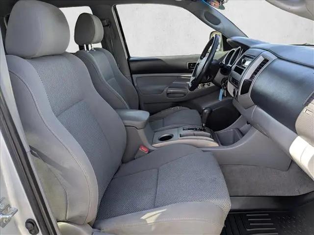 2005 Toyota Tacoma Base V6