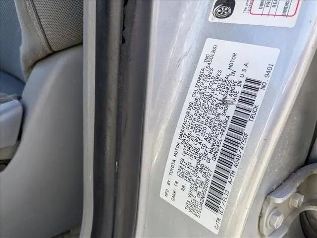 2005 Toyota Tacoma Base V6