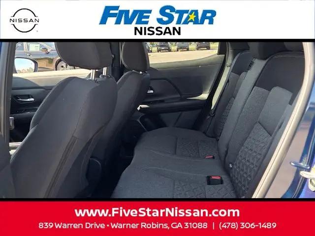 2025 Nissan Kicks SV FWD