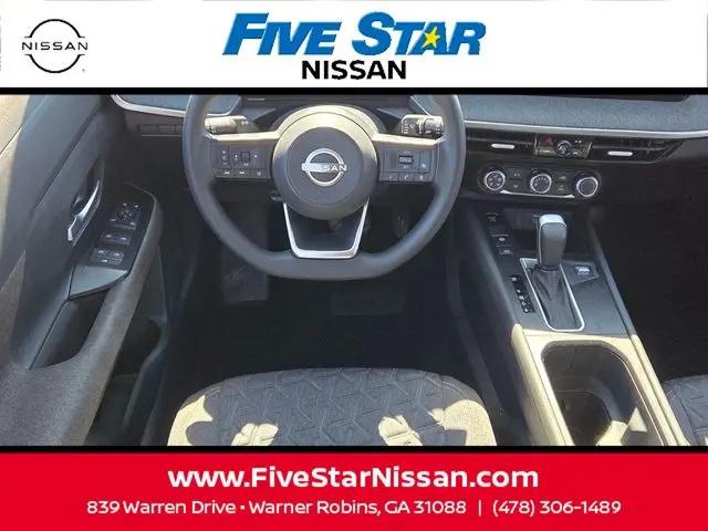 2025 Nissan Kicks SV FWD