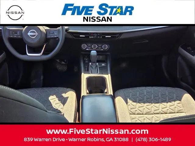 2025 Nissan Kicks SV FWD