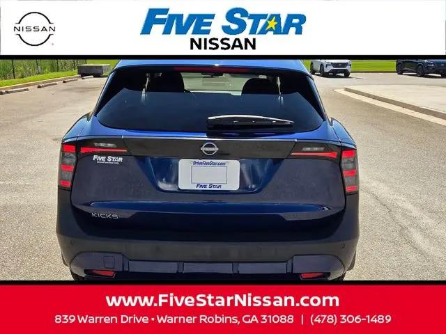 2025 Nissan Kicks SV FWD