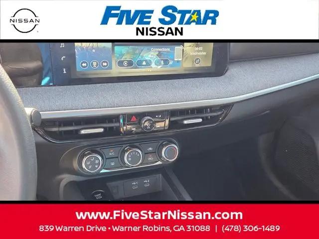 2025 Nissan Kicks SV FWD