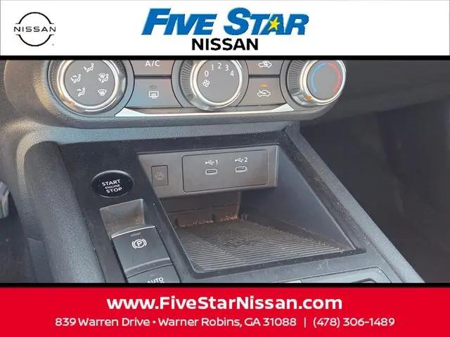 2025 Nissan Kicks SV FWD