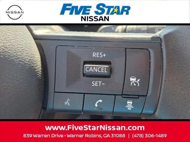 2025 Nissan Kicks SV FWD