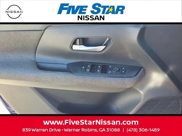 2025 Nissan Kicks SV FWD