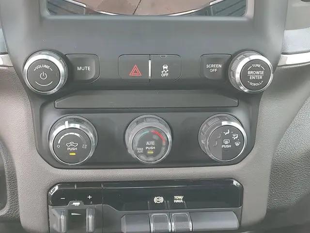 2022 Ram 2500 Big Horn Crew Cab 4x4 6'4" Box