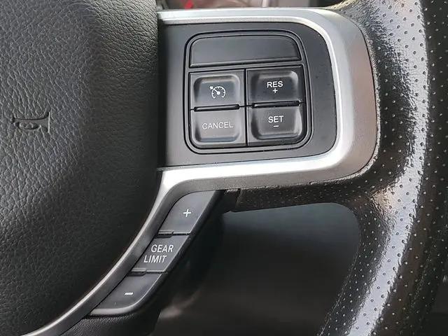 2022 Ram 2500 Big Horn Crew Cab 4x4 6'4" Box
